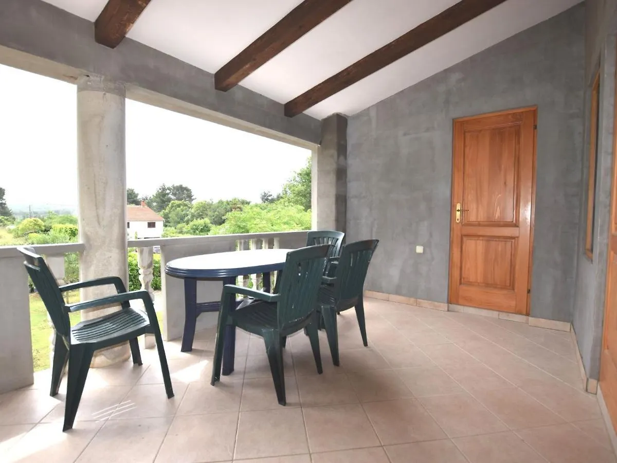 Apartment In Holiday Home With Private Pool Banjole