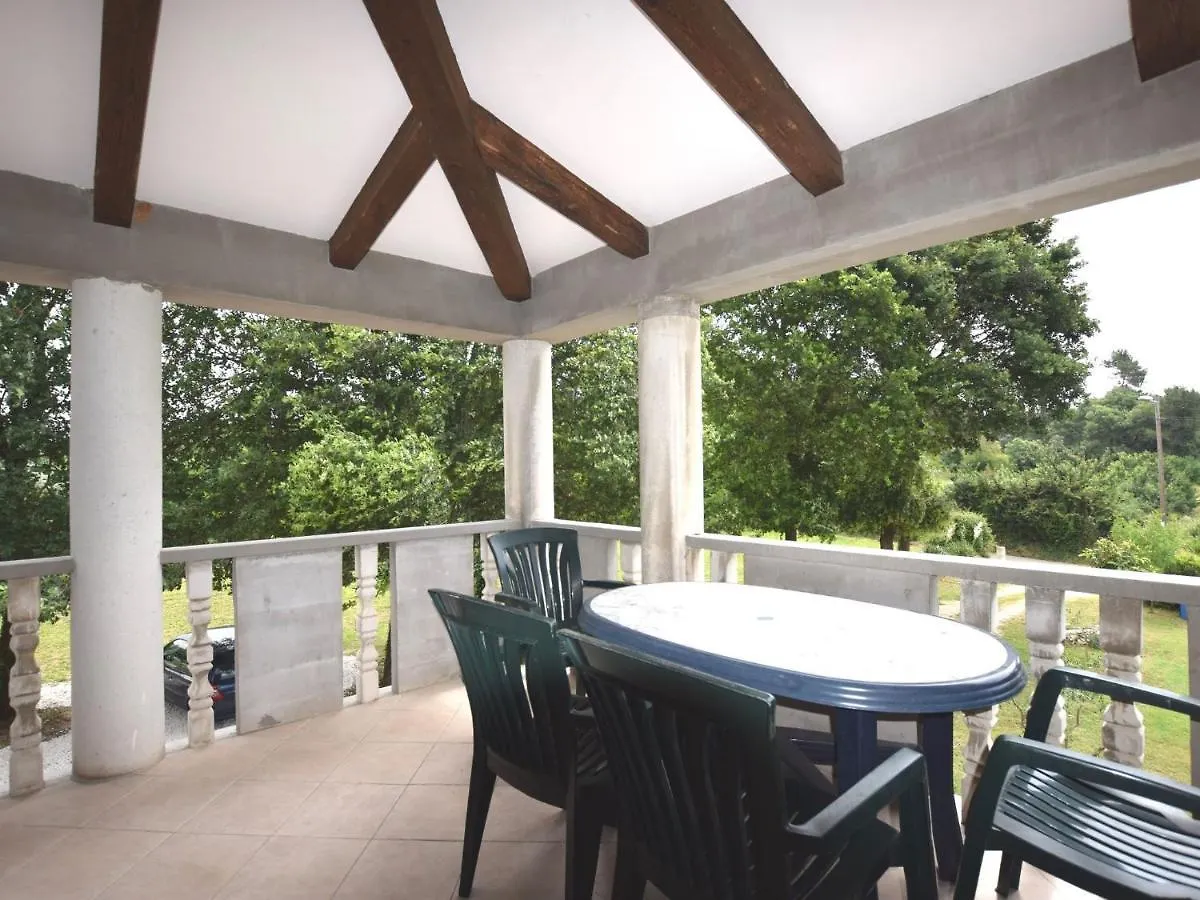 Apartment In Holiday Home With Private Pool Banjole
