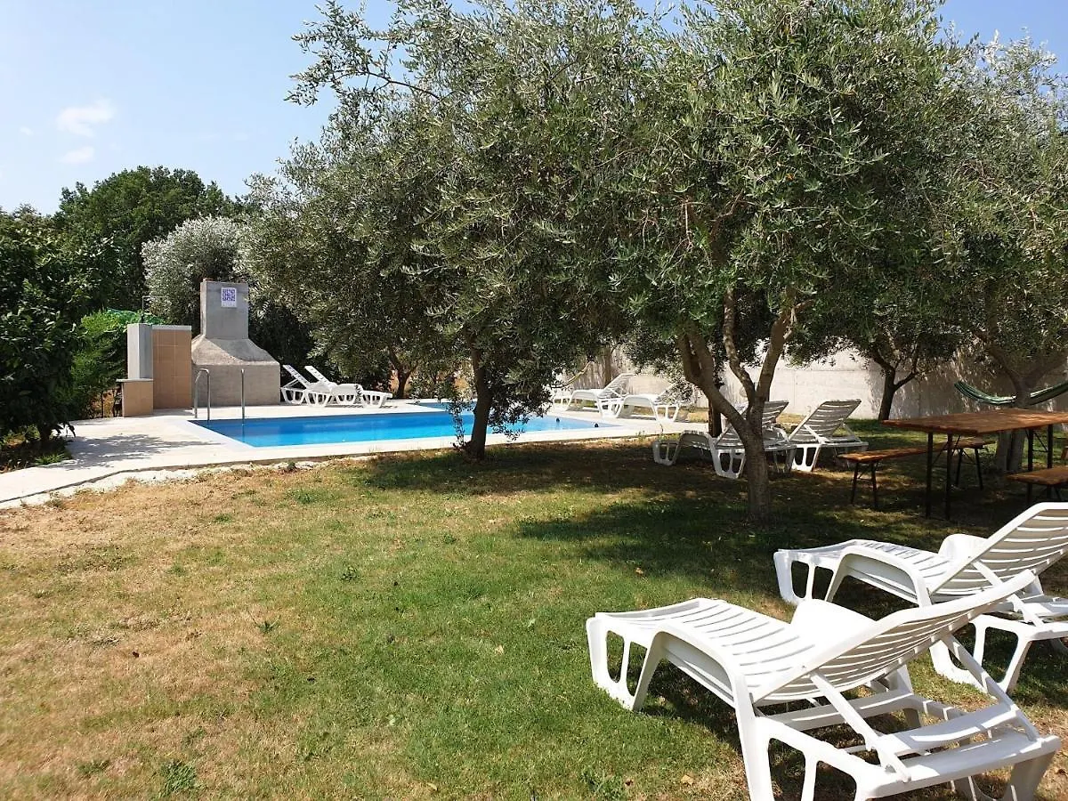 Apartment In Holiday Home With Private Pool Banjole Croatia